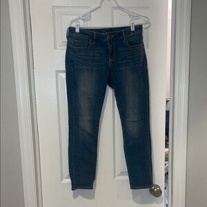 Lucky Brand Lolita Capri - Blue Capri Skinny Jeans with Classic Denim Style